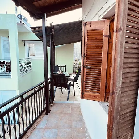 Alfeios Cozy Stays - Attic *
