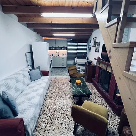 Alfeios Cozy Stays - Attic