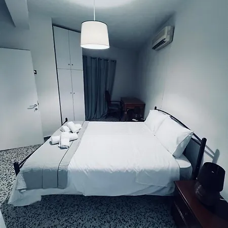 Alfeios Cozy Stays - Attic Pírgos